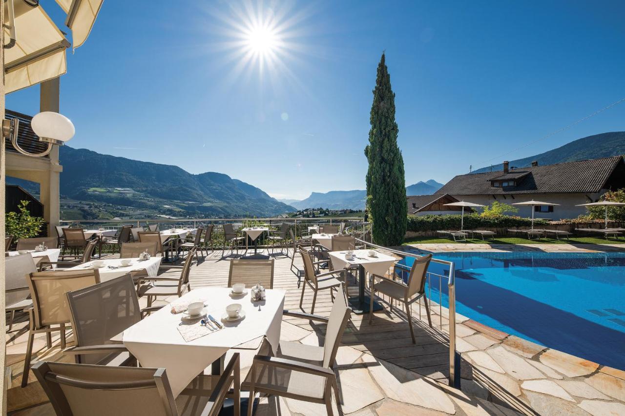 Landsitz Stroblhof Hotel Tirolo Exterior photo