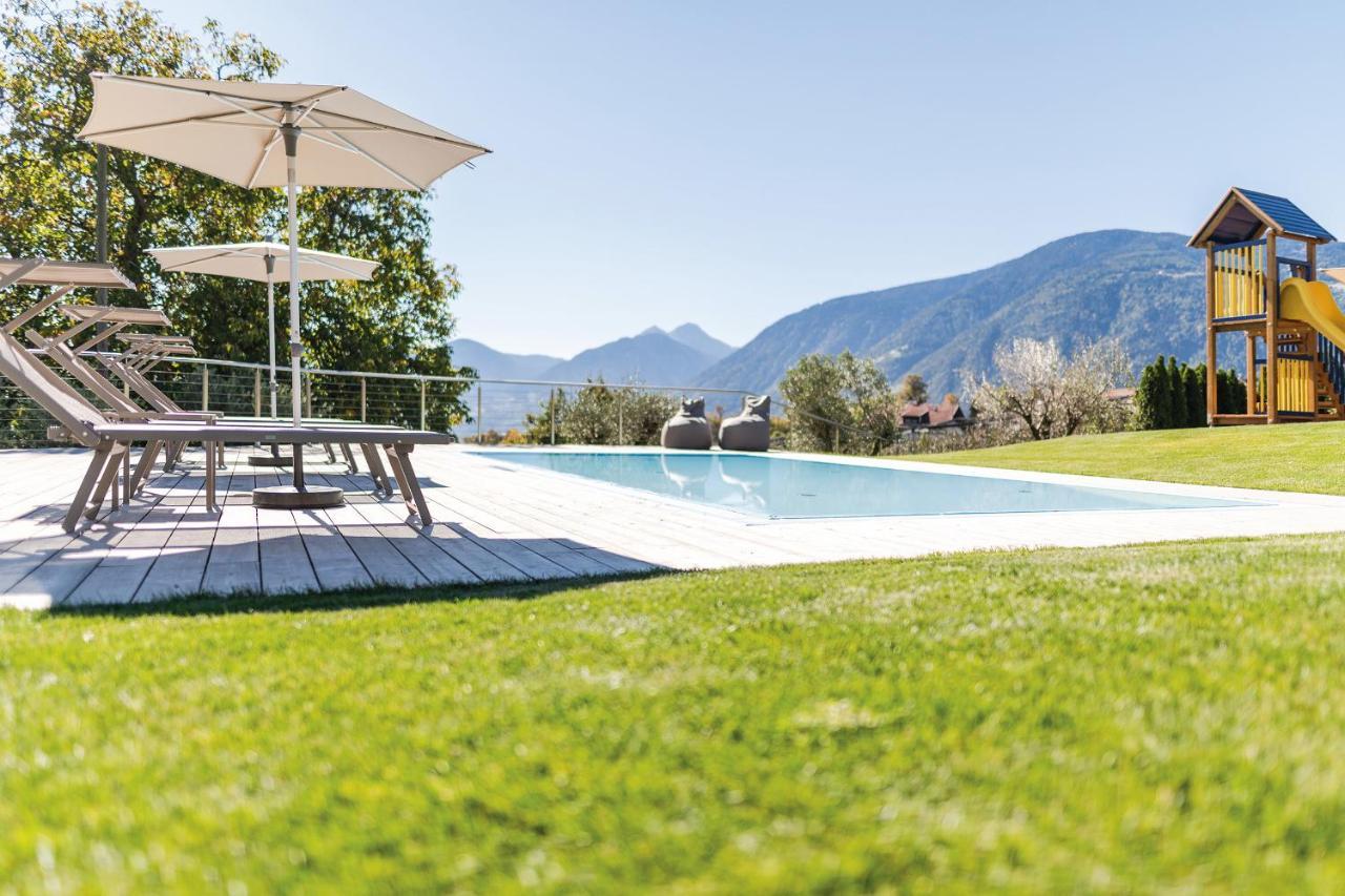 Landsitz Stroblhof Hotel Tirolo Exterior photo